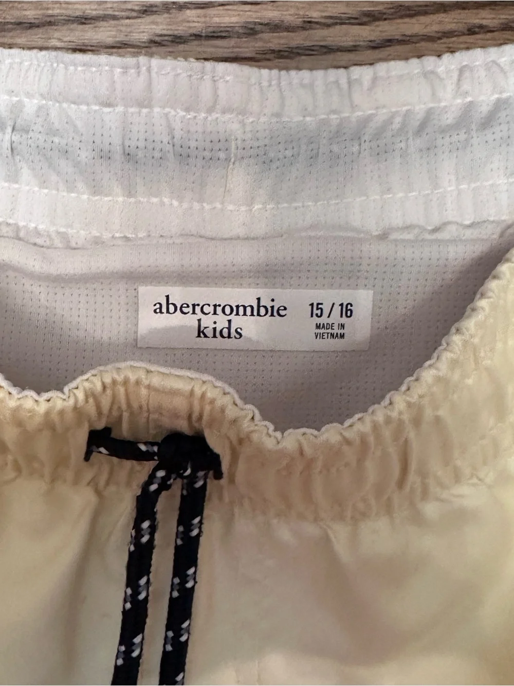 abercrombie kids Ombre Swim Shorts in Cream Pink Blue